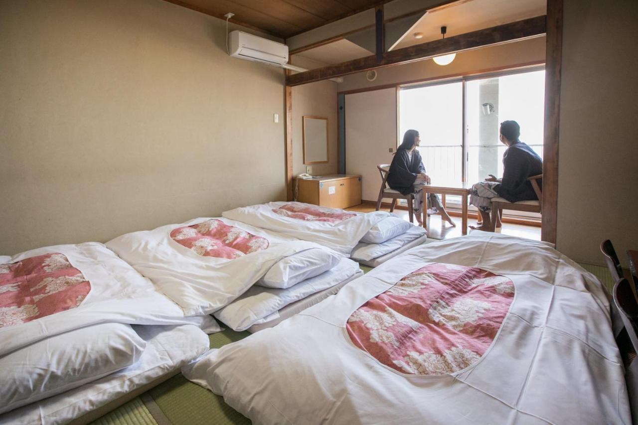 Hotel New Tsuruta Beppu Exteriör bild